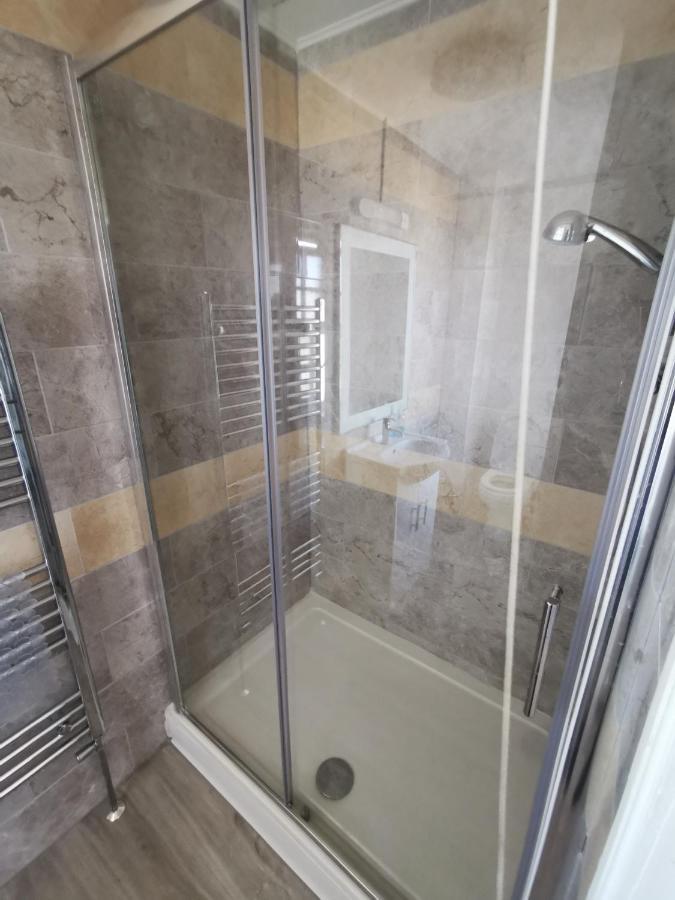 Aspire 860 Hotel Колчестър Екстериор снимка