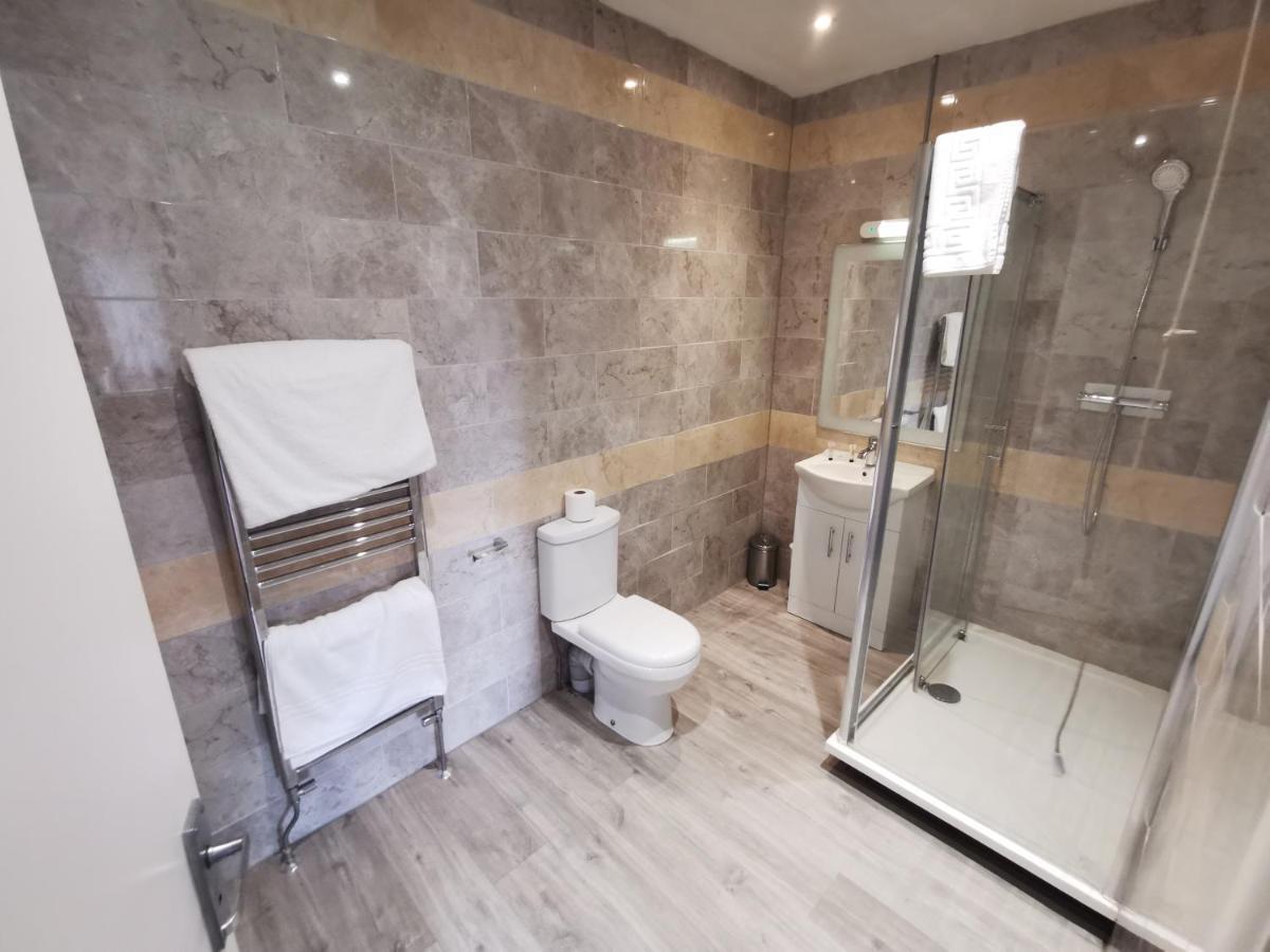 Aspire 860 Hotel Колчестър Екстериор снимка